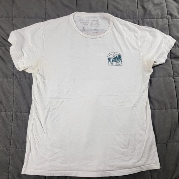 Patagonia Cosmic Peaks Mens Large White Short Sleeve T Shirt Casual Athletic - Picture 2 of 10